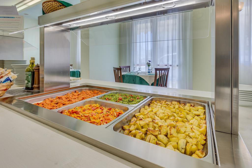 Hotel Austria Caorle Buitenkant foto