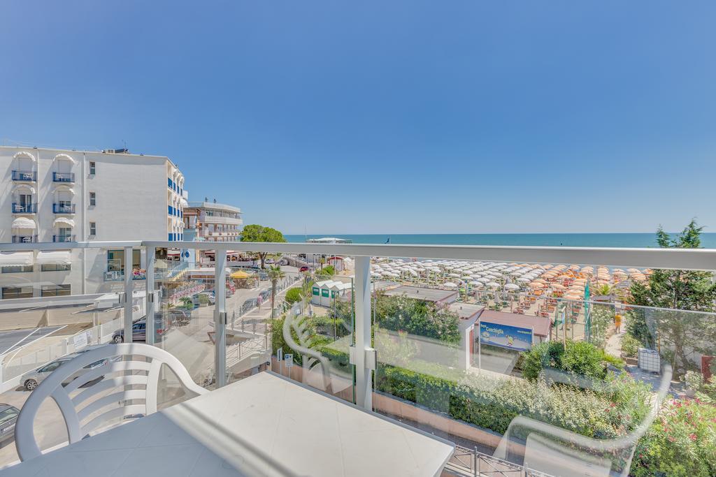 Hotel Austria Caorle Buitenkant foto