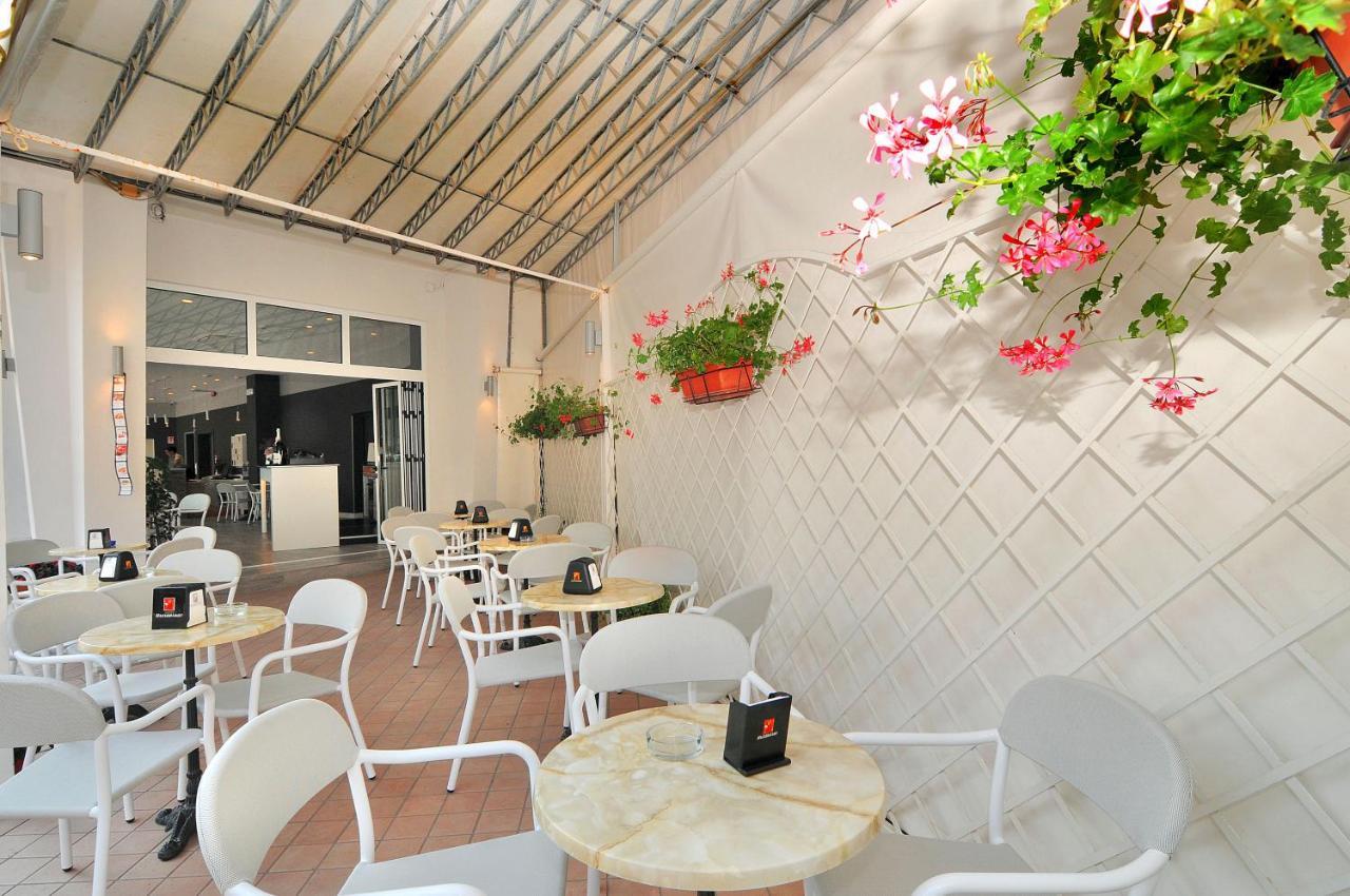 Hotel Austria Caorle Buitenkant foto