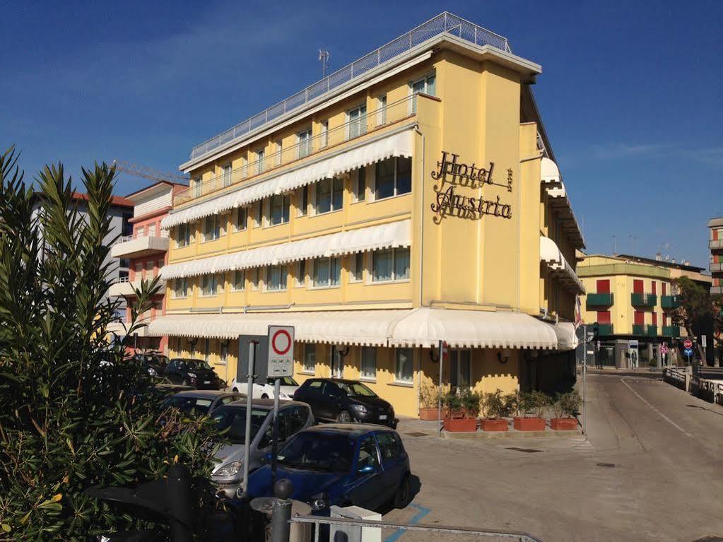 Hotel Austria Caorle Buitenkant foto